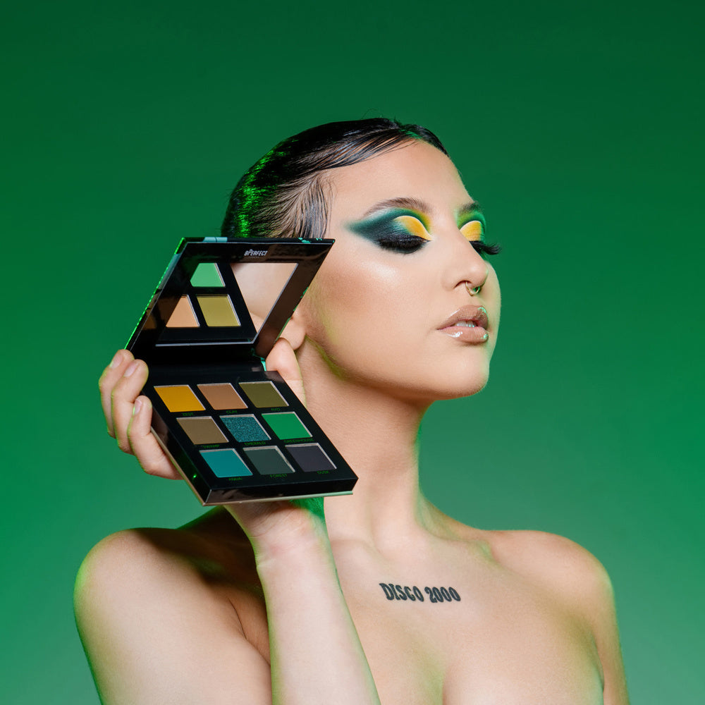 BPerfect Cosmetics - Compass of Creativity East Emeralds Palette