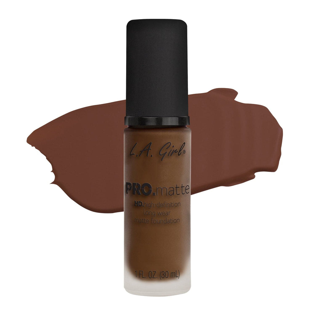 LA Girl PRO Matte Foundation - Chestnut
